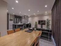 高山站前公寓飯店 - 停車場