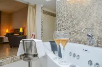 Hotel Master - Hot Tub