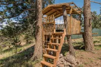 Purple Mountain Chalet - Hot Tub! - Views! - Playground! - Gameroom! - 4-Star
