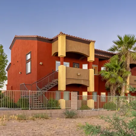 The Oasis - Golf - Pool - Hot Tub - Condo with a View.
