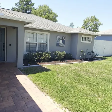 Beautiful 3 BR Home|Saltwater Pool|Fenced Yard|8 Min to Weeki Wachee River