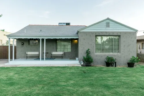 3BR Remodeled Home in Mesa | Near LightRail | CAR! - balcon