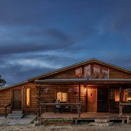 The Four Seasons  - A Getaway to White Sands NP and Cloudcroft, NM w/ Hot Tub!