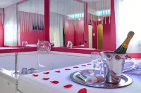 Sweet Central Hotel - Bãi đậu xe
