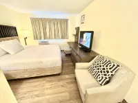 Moline Bell - Pet friendly