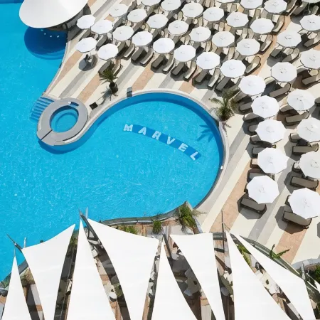 Hotel Marvel - Fully Renovated Free Beach Access