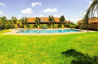 Destination Resort Centre - Resorts