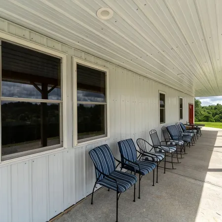 Comfort & Rest @Riley Farms, ❤ of the Bluegrass- 12 mins from Ark, w/Hot Tub