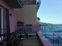 Lakeside apartment located in historic center with wonderful views - Homestays