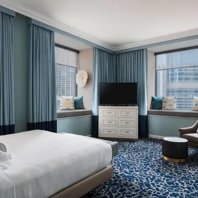 L7 Chicago Hotels near بوابة السحاب - ذا بيان
