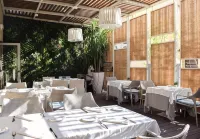 Hotel Pirineos Figueres by Pierre & Vacances - bar