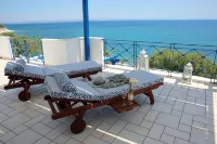 Aliki Studios - Beach