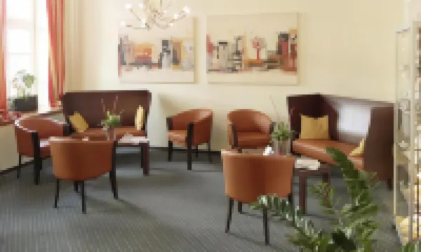 โรงแรมทรีร์เรอร์ โฮฟ