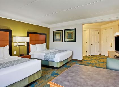 La Quinta Inn & Suites by Wyndham Ft. Lauderdale Airport