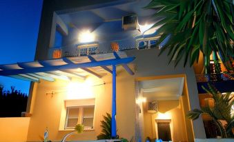 Apartments & Suites Papafotis