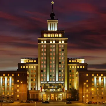 Grand Hotel International - Czech Leading Hotels Отели рядом с Аэропорт Вацлав Гавел
