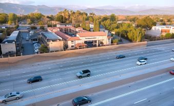 Travelodge Inn & Suites by Wyndham West Covina