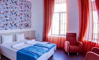 Hotel Square Vysotsky - Housity