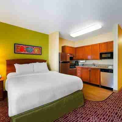 Sonesta Simply Suites Detroit Novi Rooms