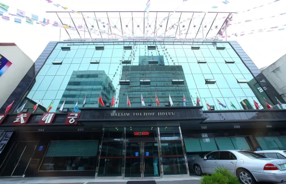 本暱客雅大林酒店