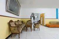 Salina Hotel Syariah Hotels in Buduran
