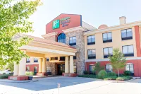 Holiday Inn Express & Suites Greenville فنادق في غرينفيل