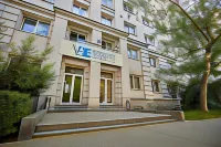 University Hotel - 2-Star