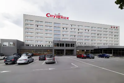 Hotel Sputnik Hotel dekat NOVA ARENA