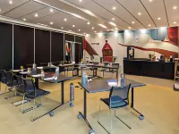 โรงแรมเมอร์เคียว ลา อาฟวร์ ซองทร์ บาสแง ดู กงเมิร์ซ