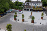 Hôtel Restaurant du Château Hôtels à : Bazouges-la-Pérouse