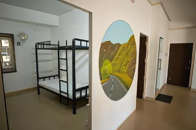 Traveler Hostel