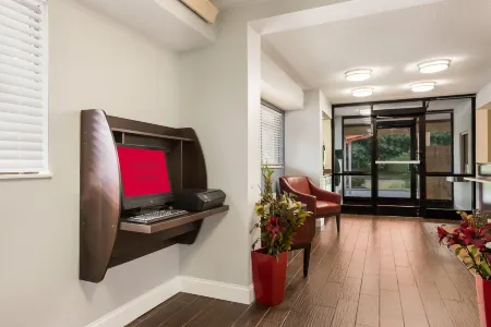 HomeTowne Studios Princeton - Ewing/ Lawrenceville