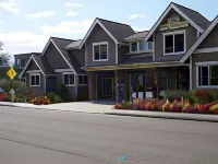 River House Inn, a Baymont by Wyndham