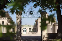 Château de Ferrand Hotel di Saint-etienne-de-Lisse