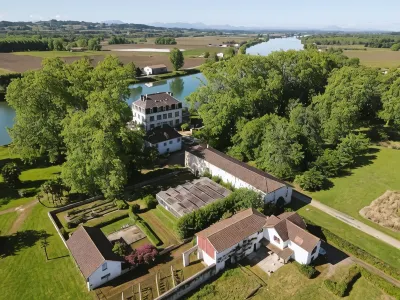 Chateau du Bec du Gave Các khách sạn gần Abbaye Notre Dame de Belloc