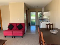 Jade Court Motel - موقف سيارات