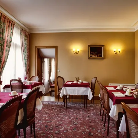 Hotel Belle Epoque