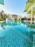 The Candlewood Park Beach Resort