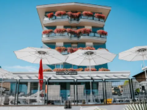 ホテル アドロン イェーゾロのホテル