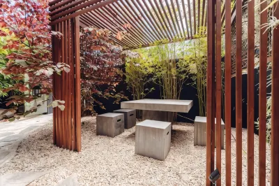 Sticky Rice Villas Hotels near Mount Lofty Botanic Garden