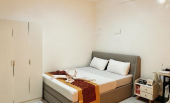 Legends Hotel & Restaurant - Lemery & Taal Batangas