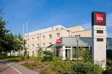 Ibis Berlin Dreilinden Отели в г. Клайнмахнов