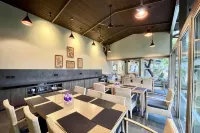 Advait Resort Kshetra Mahabaleshwar - Desayuno