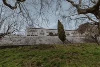 Loriga Hostel - Feel Nature Các khách sạn gần Serra Da Estrela