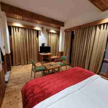 Hotel cm Palace - Pure Vegetarian Rooms