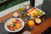 Hilton Porto Alegre - breakfast