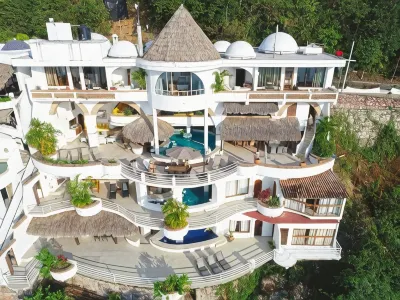Villa Azul Hotels in 