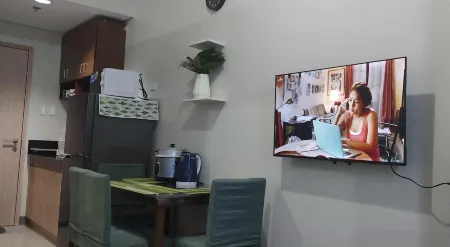 Avery's Place Smdc Charm