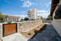 Elida Inn Near ATH Airport Hotels in Markopoulo Mesogaias