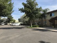 Super 8 by Wyndham Selma/Fresno Area Hotels in Selma